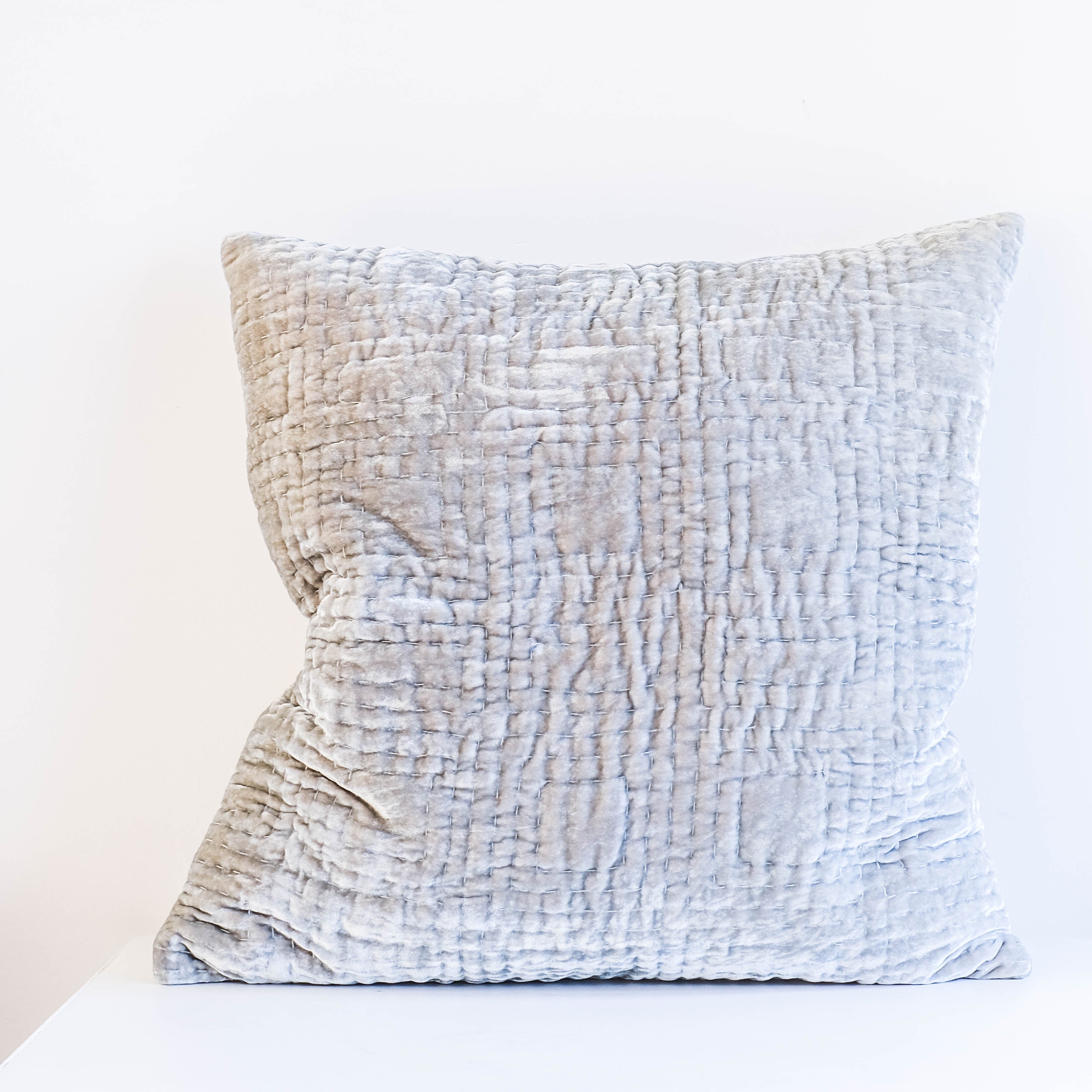 Anke Drechsel kussen - Labyrinth Powder Blue