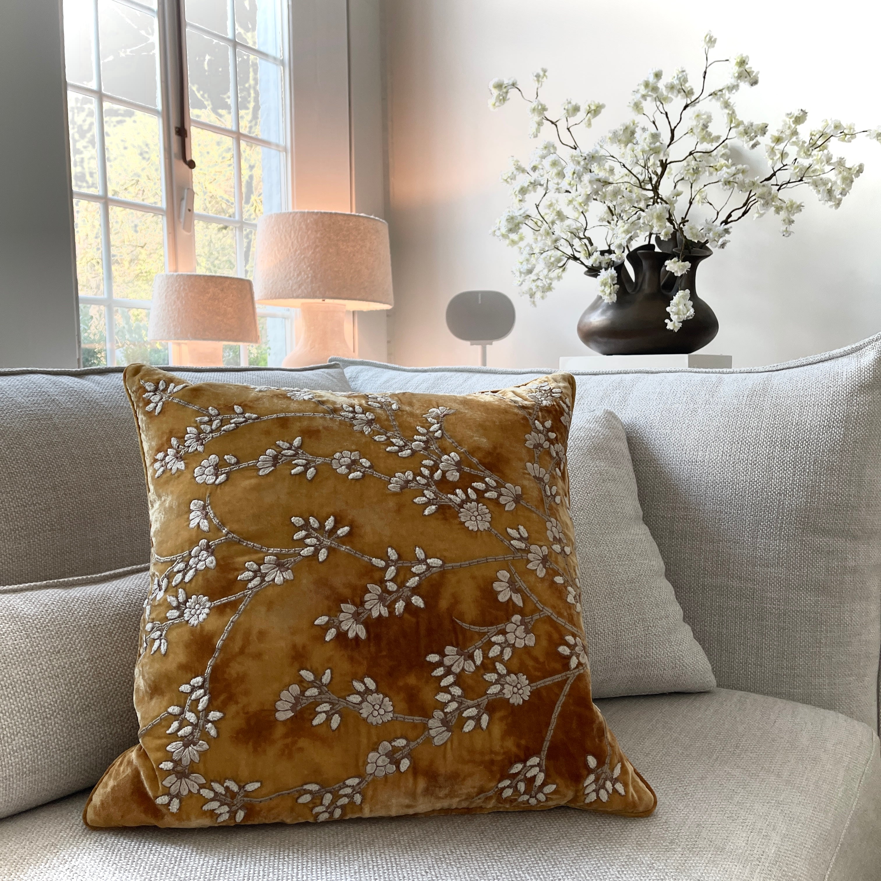 Anke Drechsel Tuileries Shaded Oro Cushions