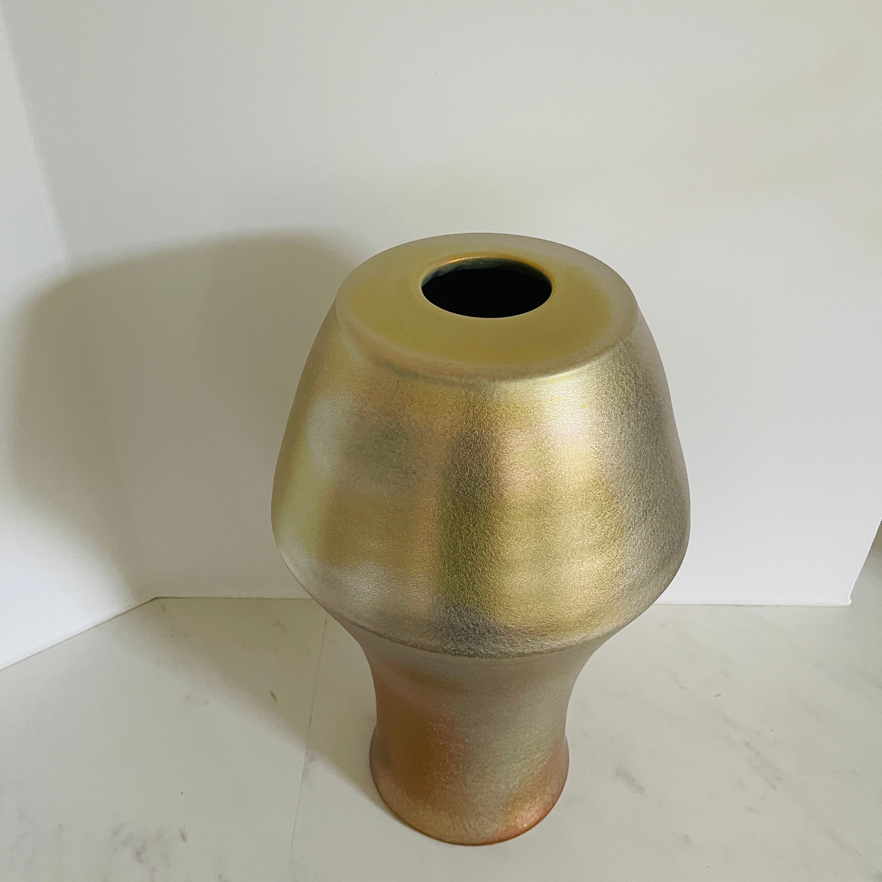Mobach Ceramics vase KM179 - Gold
