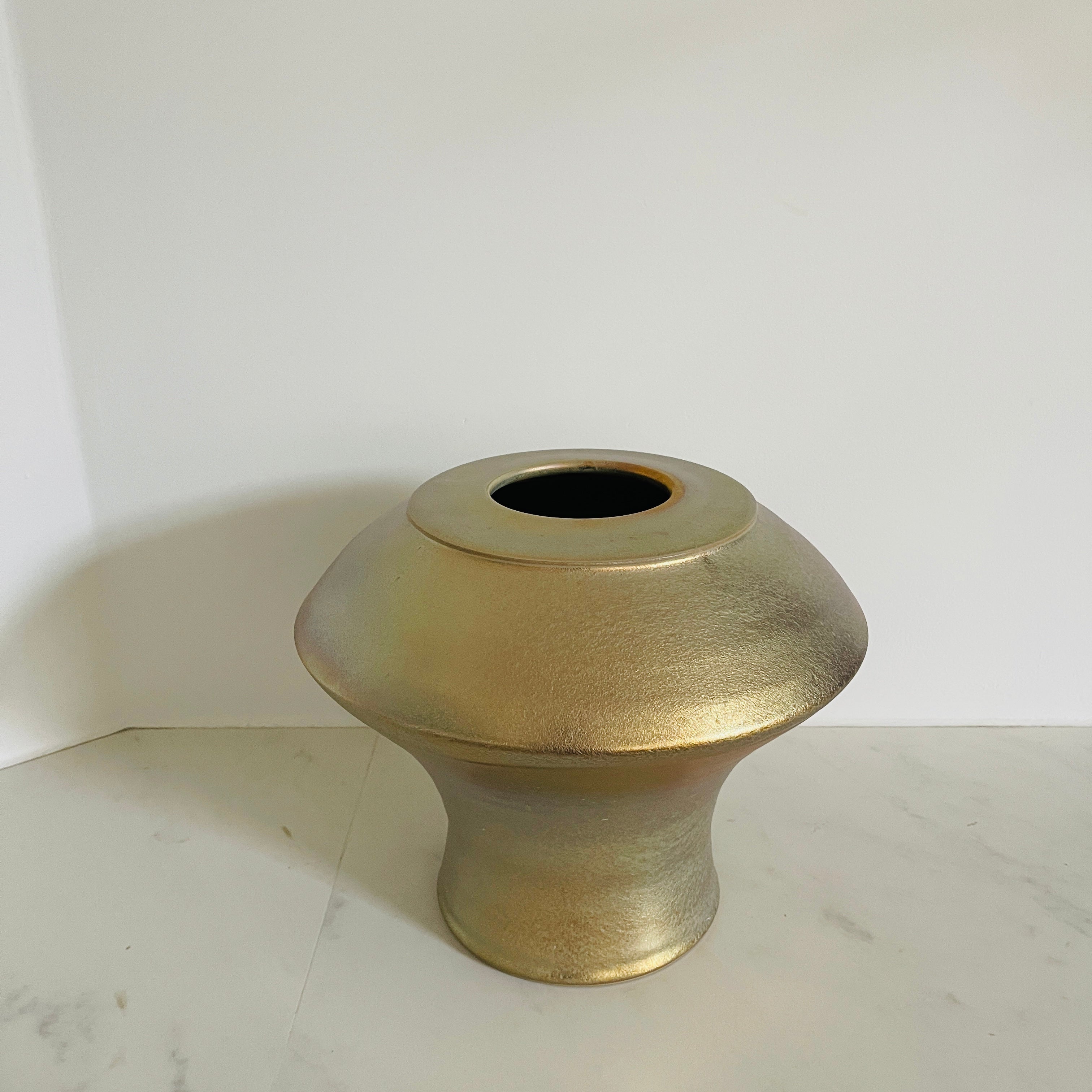 Mobach Ceramics vase KM175 - Gold