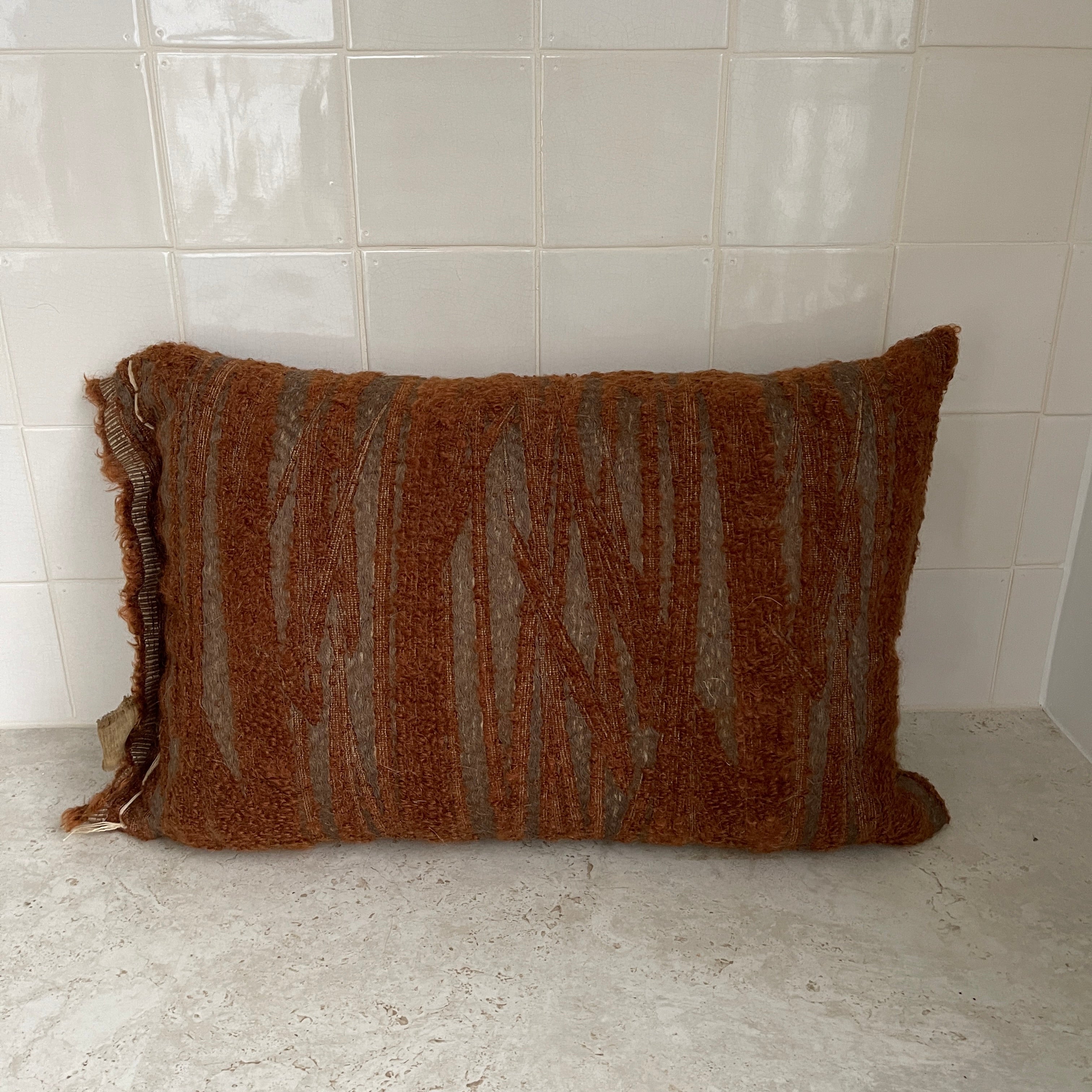 Limited Edition cushion ABIBO 3C, 60x40