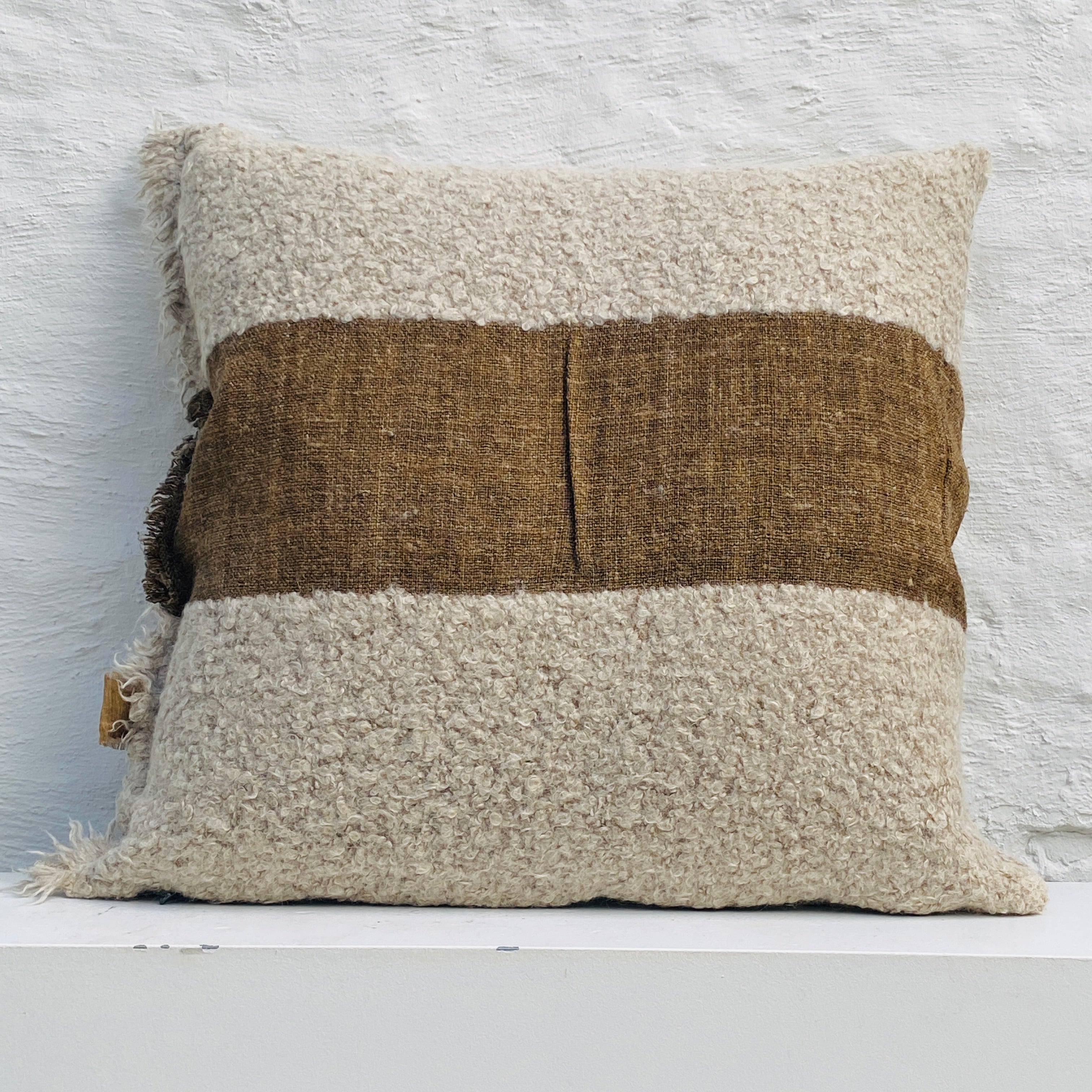 Limited Edition cushion CIMIDE, 55x55