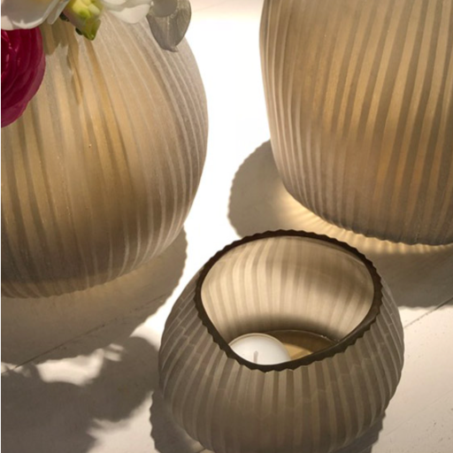 GUAXS Vase Nagaa Smokegrey - Tealight