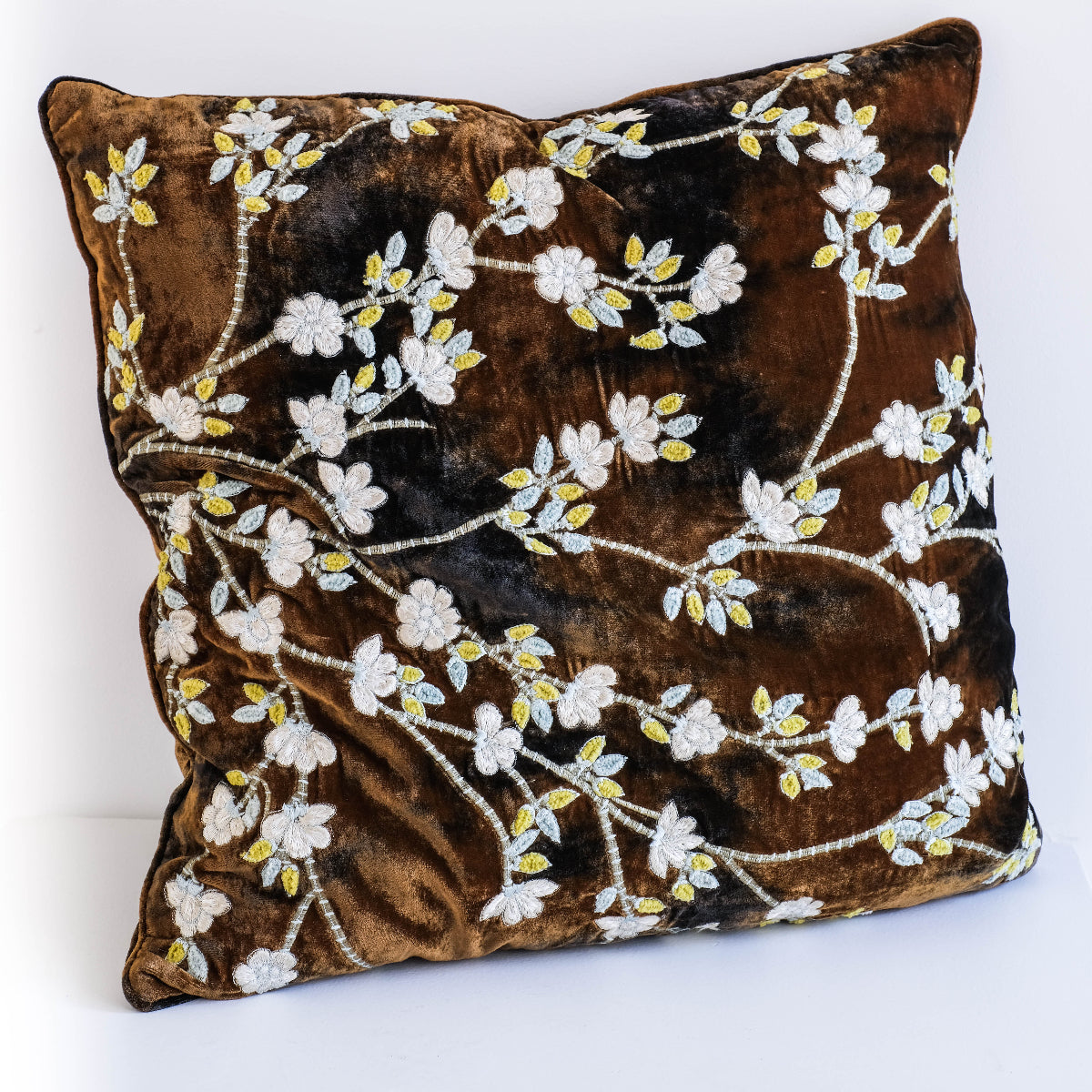 Anke Drechsel kussen Tuileries Shaded Brown
