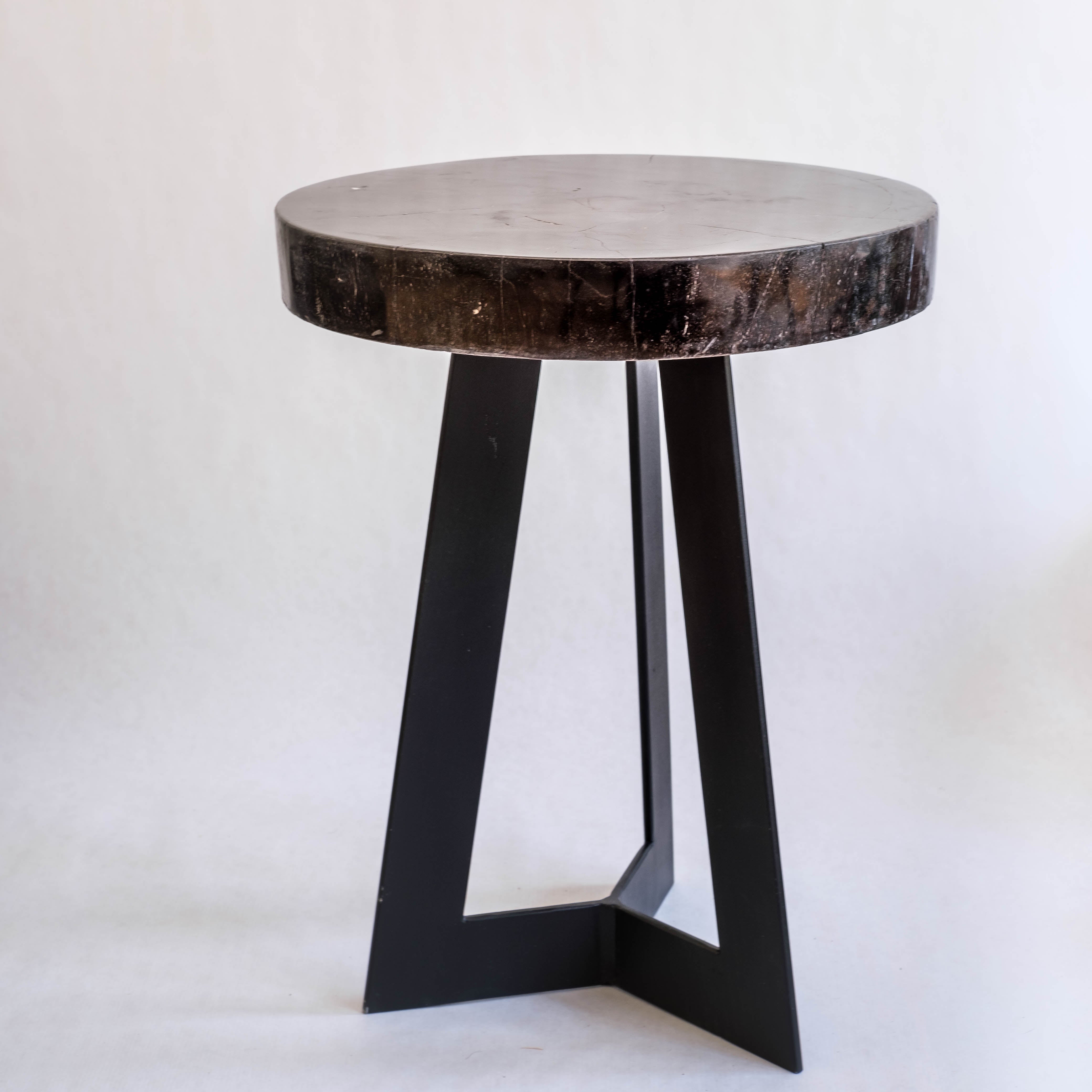 Warehouse Breit side table with petrified wood top - Small