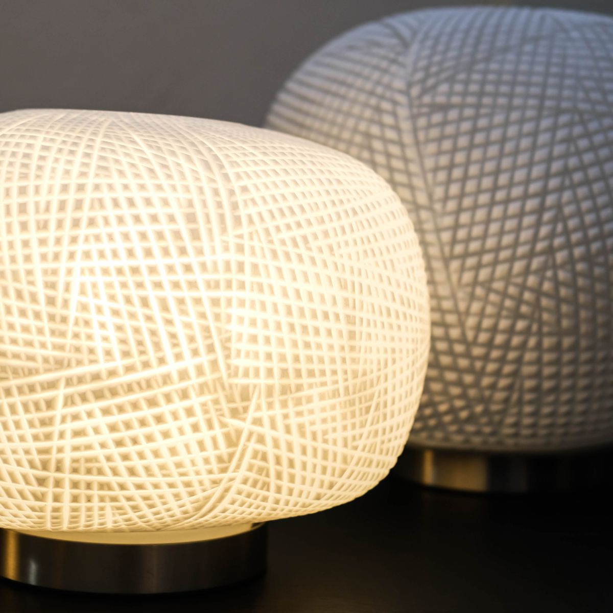 Guaxs Table Lamp Erbse - Clear/Opal