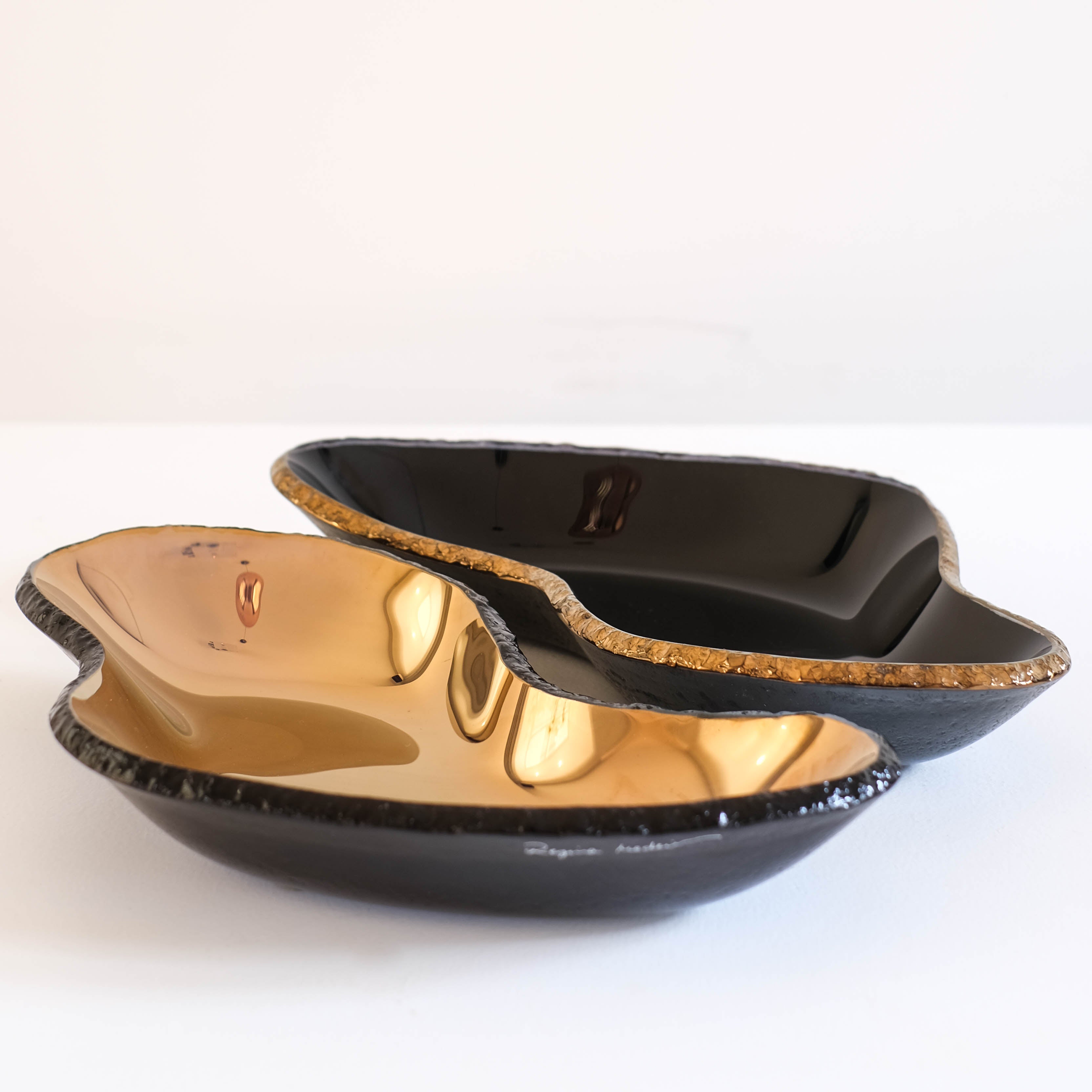 Regina Meideiros glass bowl Ameba P