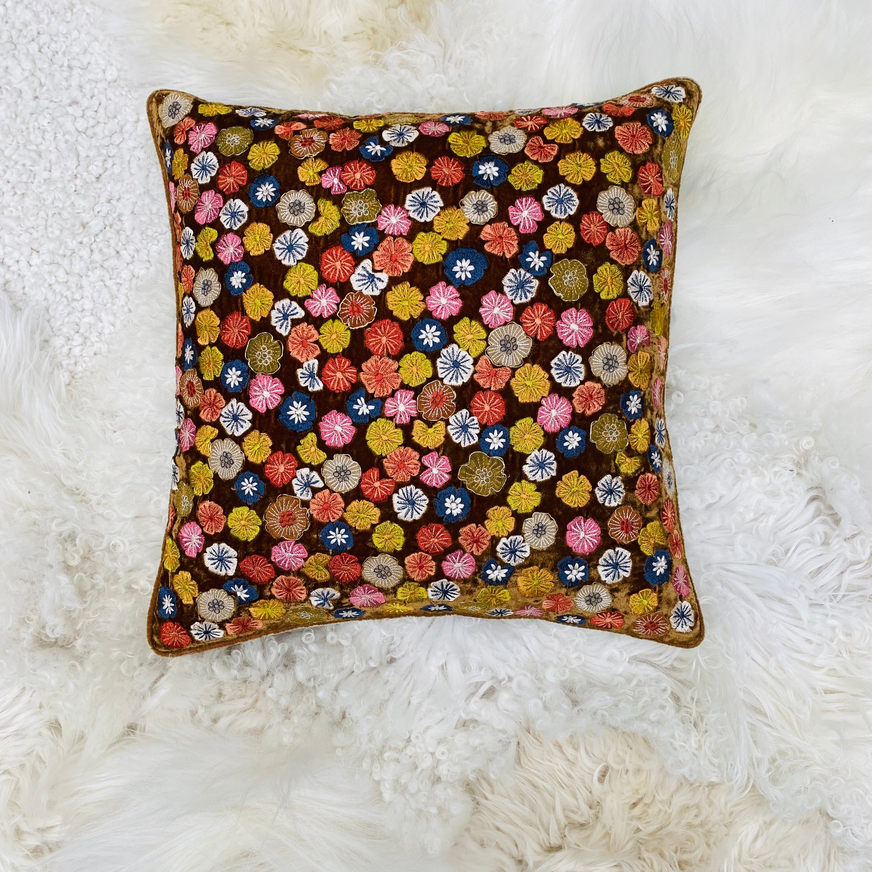 Anke Drechsel kussen - Sharon Light Brown