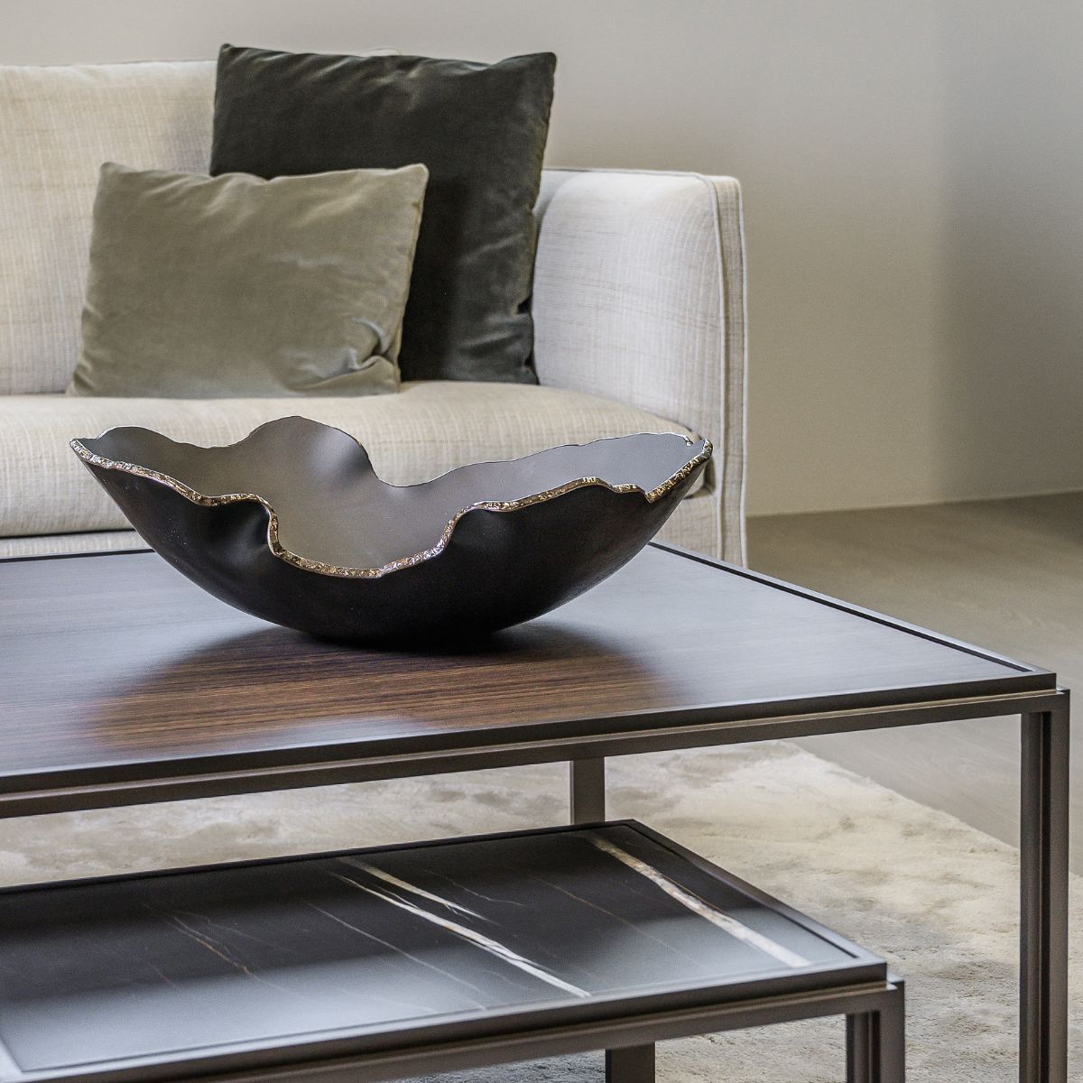 Regina Medeiros glass bowl Mapa black matt topo bronze