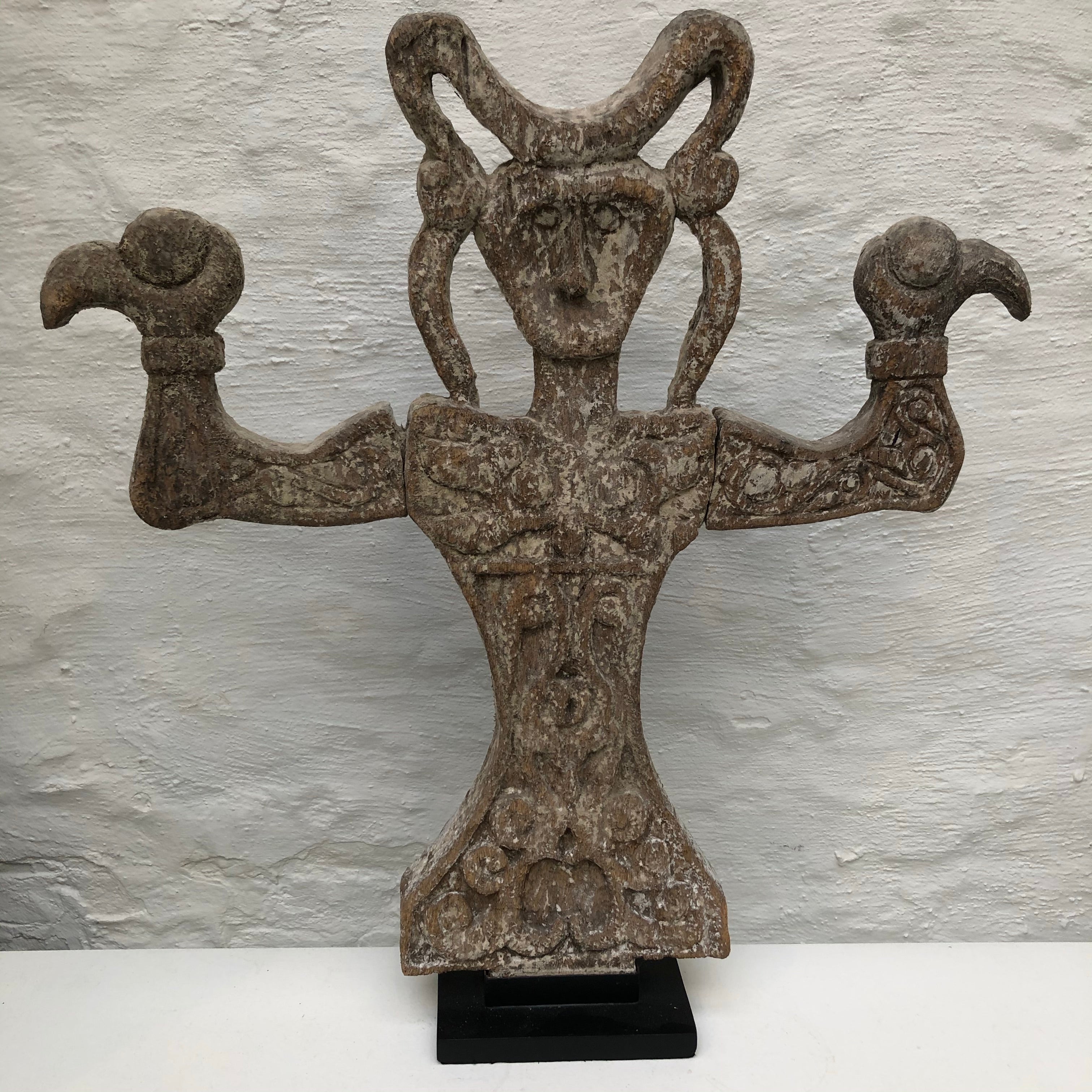 Primitive wooden sculpture