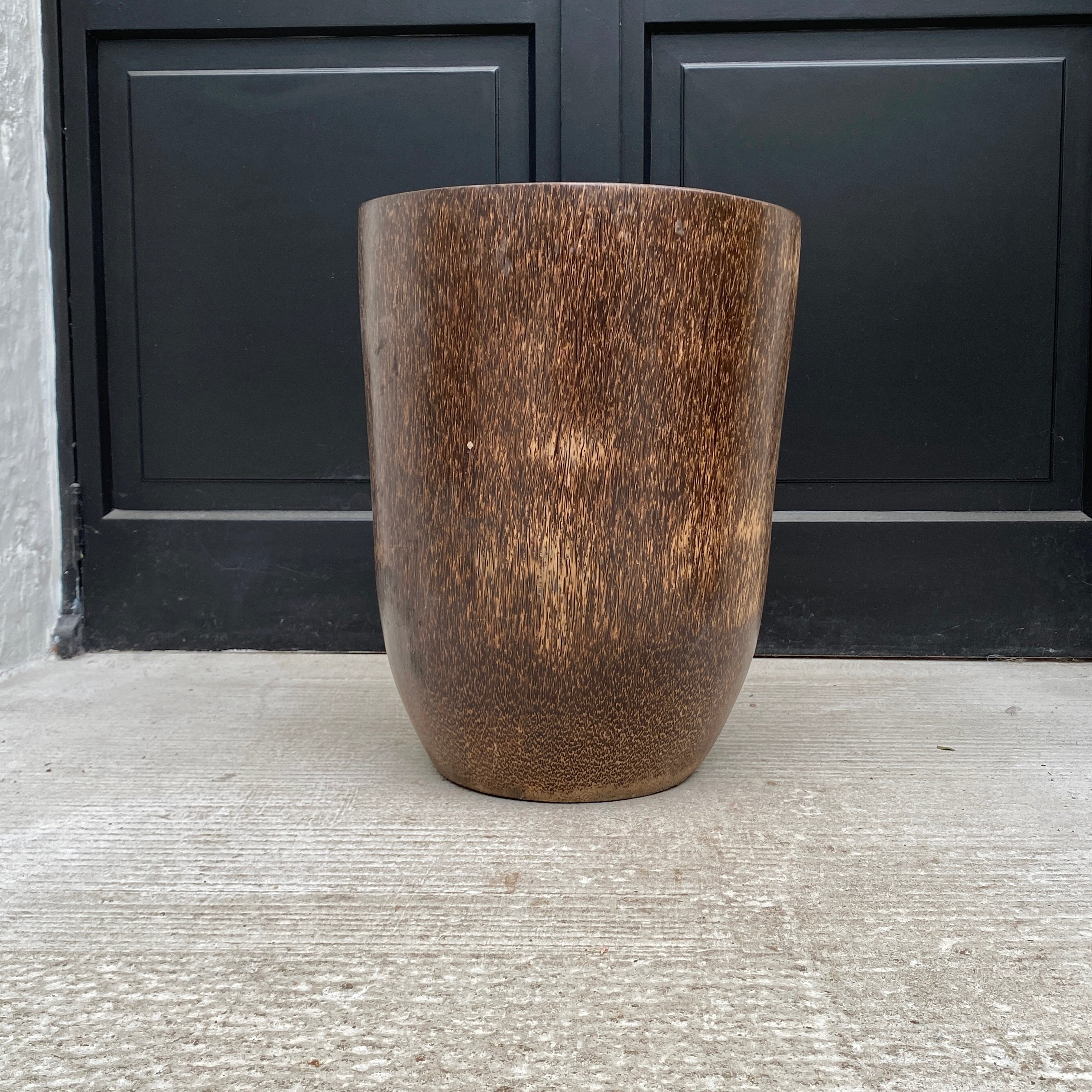 Warehouse Breit palm tree pot brown
