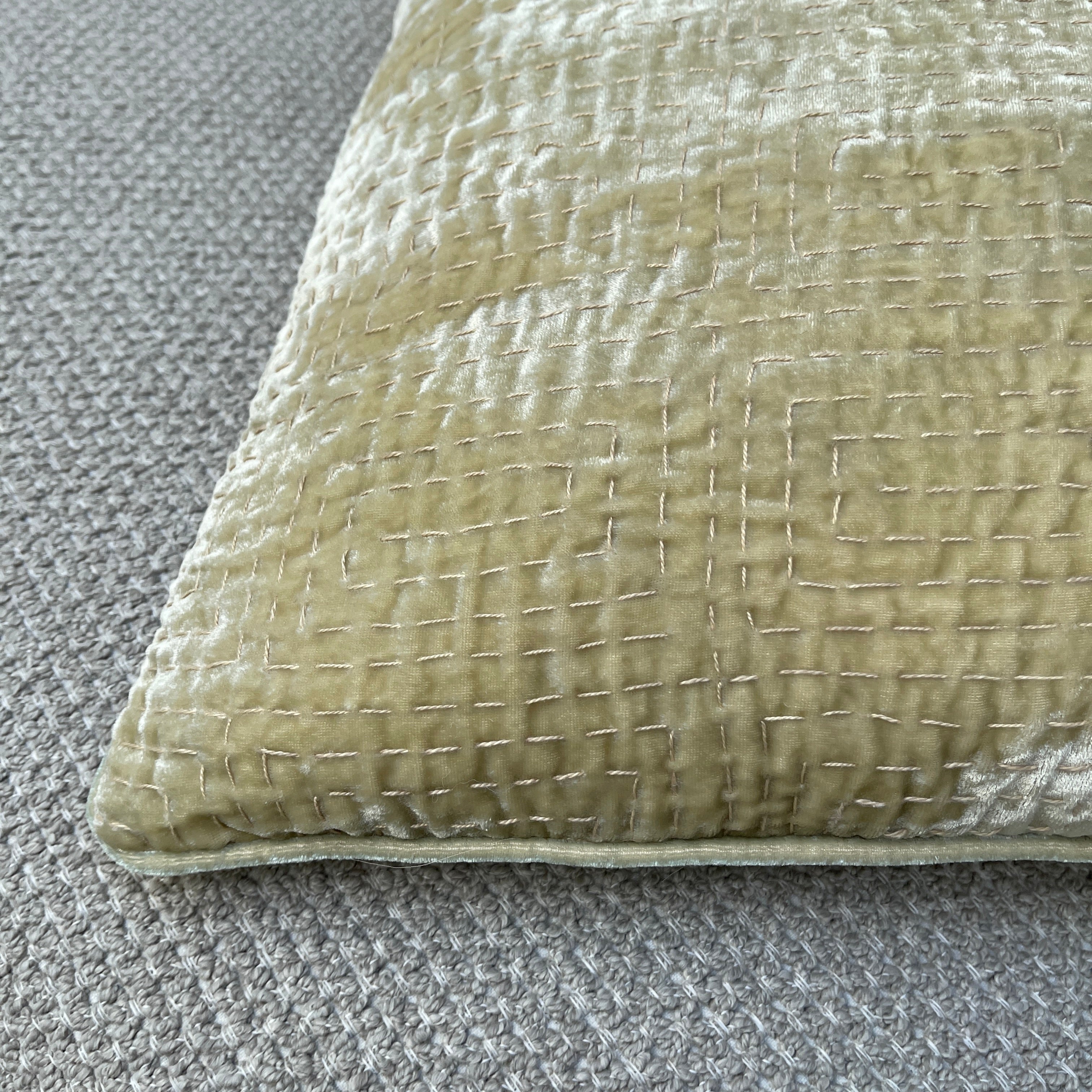 Anke Drechsel cushions Metril