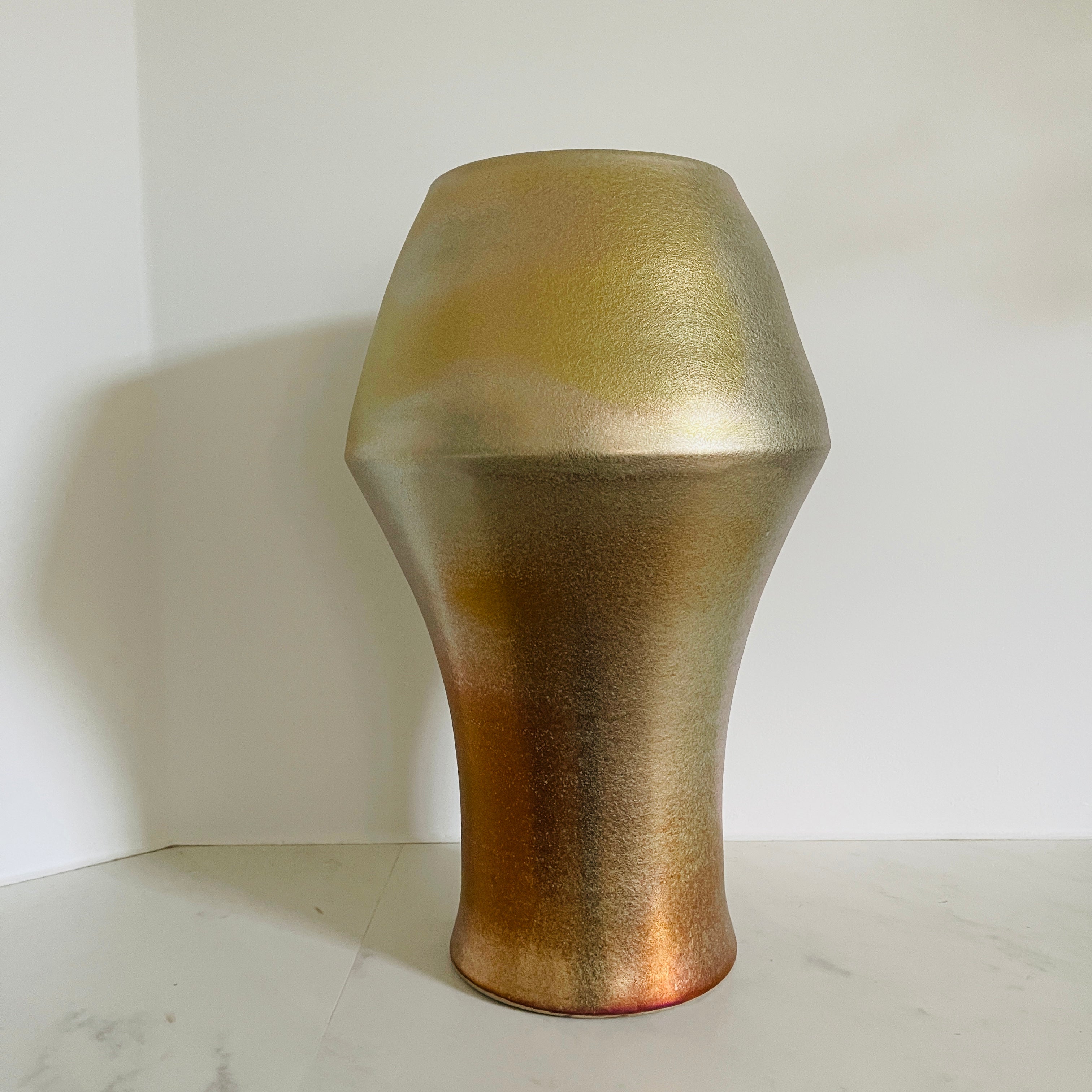 Mobach Ceramics vase KM179 - Gold