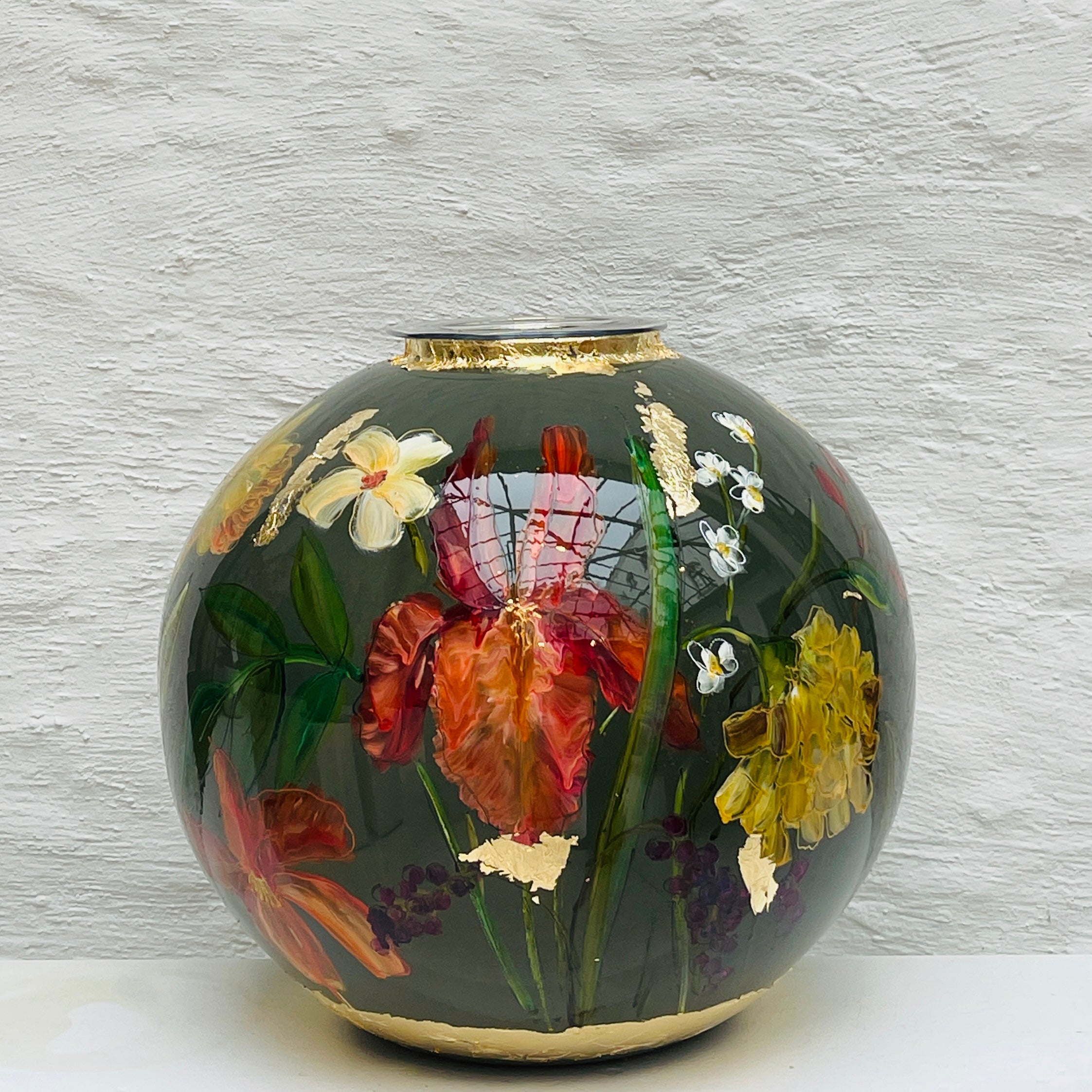 Doortje IJpelaar handgeschilderde glazen vaas LIMITED EDITION "Autumn Green" DE BORGHT EXCLUSIVE