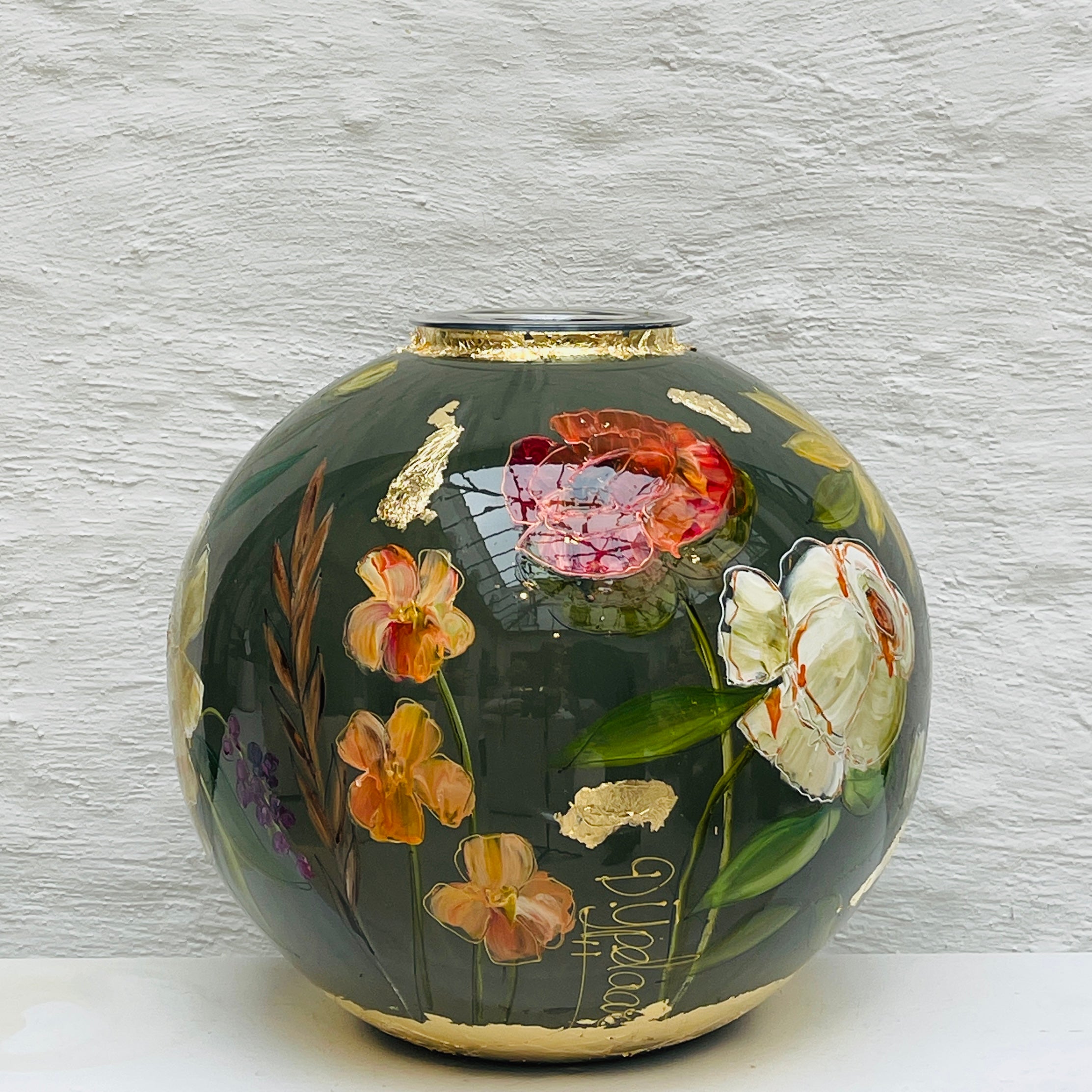 Doortje IJpelaar hand-painted glass vase LIMITED EDITION "Autumn Green" DE BORGHT EXCLUSIVE