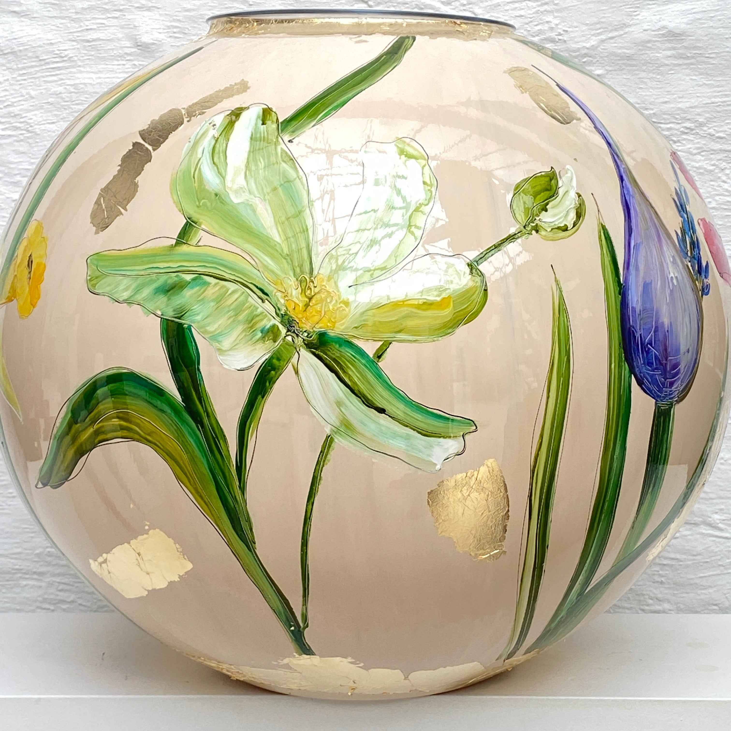 Doortje IJpelaar hand-painted glass XL vase Gelato