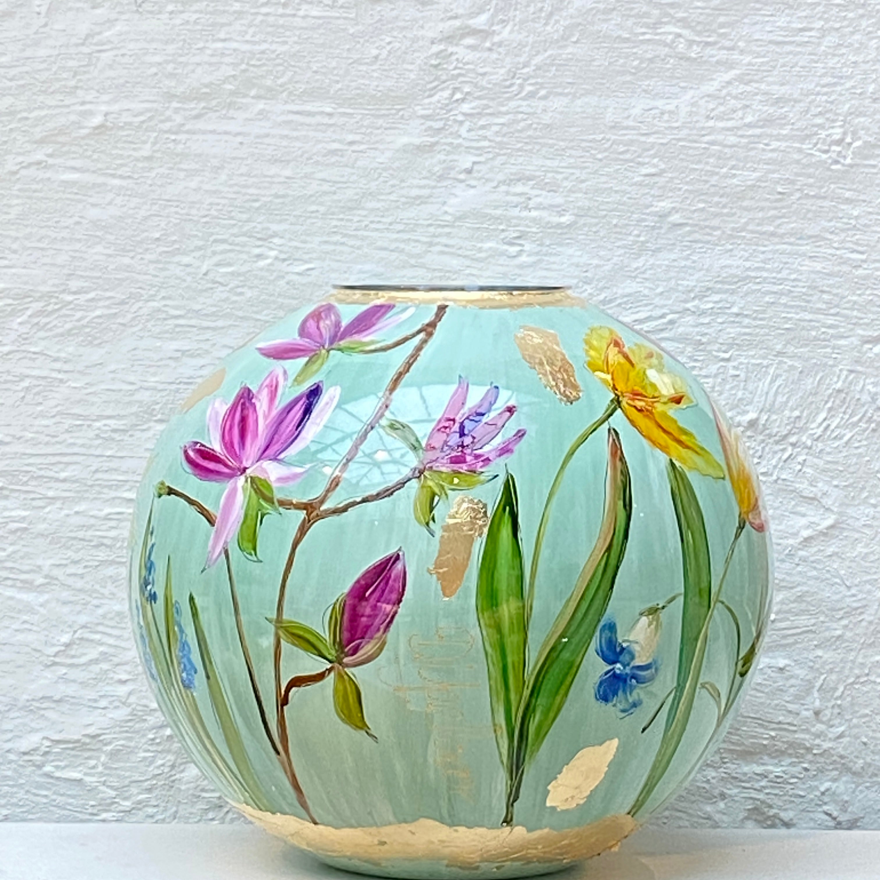 Doortje IJpelaar  handgeschilderde glazen vaas   LIMITED EDITION "Pistache Spring" DE BORGHT EXCLUSIVE