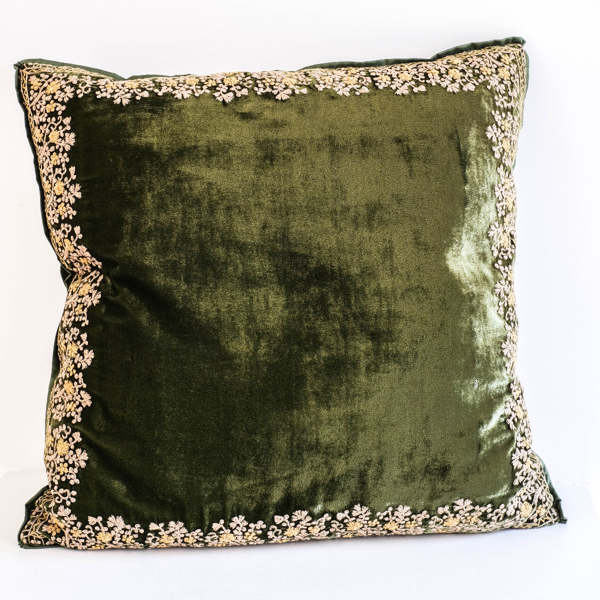 Anke Drechsel kussen - Jamila Frame Light Green
