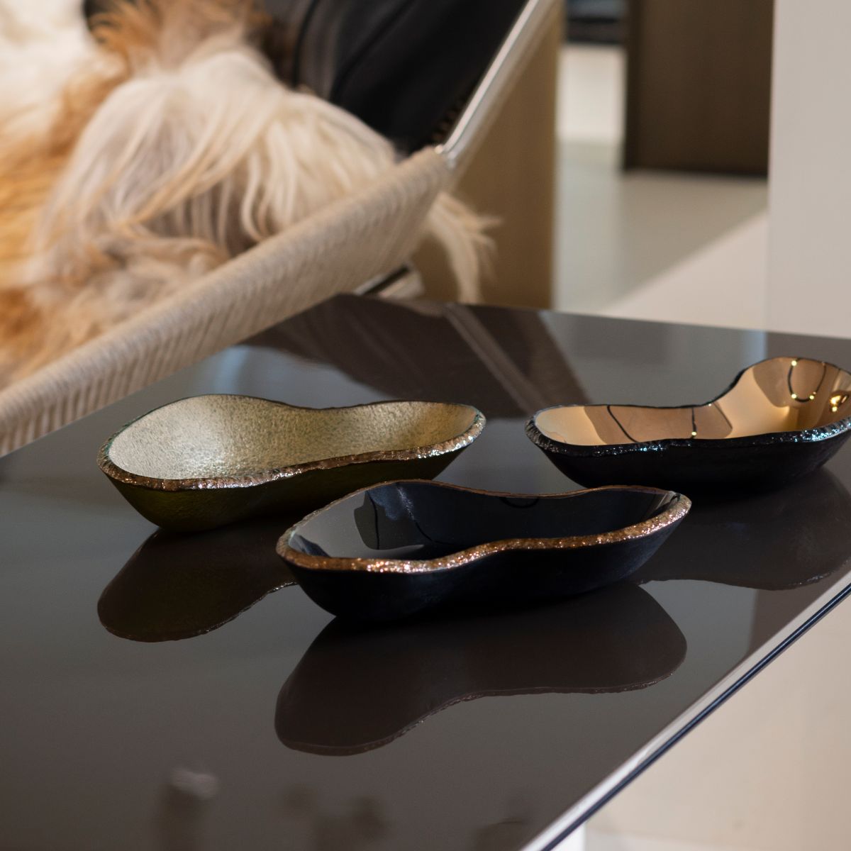 Regina Meideiros glass bowl Ameba P