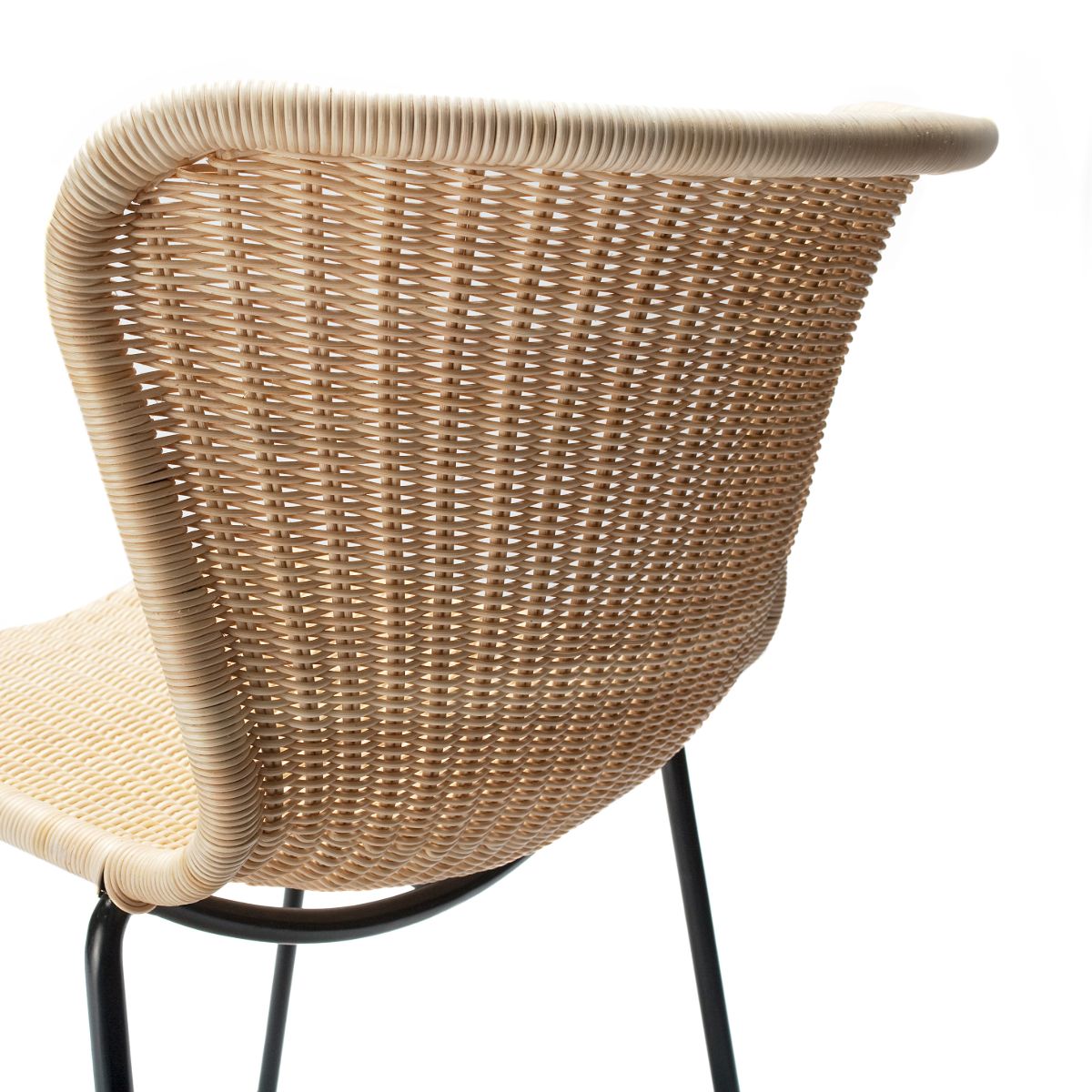 Feelgood designs chair C603 outdoor - by Yuzuru Yamakawa