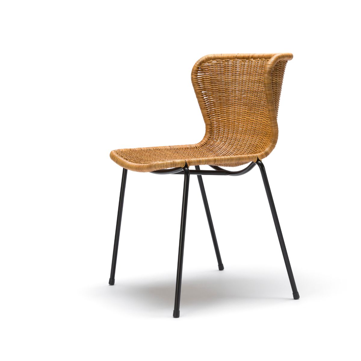 Feelgood designs chair C603 Indoor - by Yuzuru Yamakawa