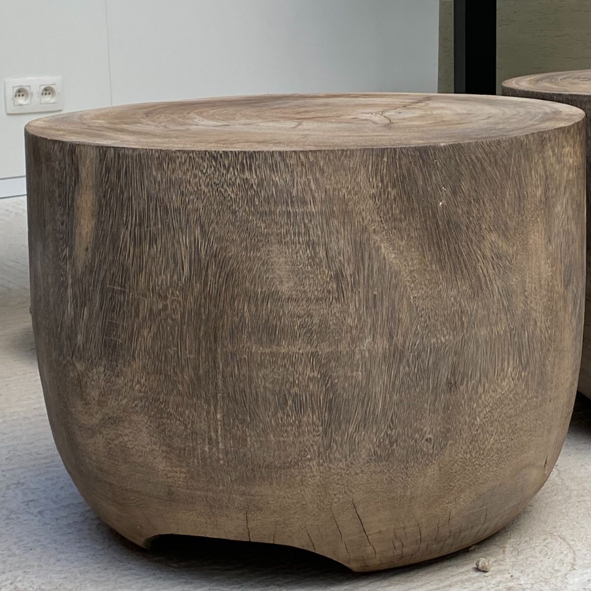 Magazijn Breit Suartafel vol hout