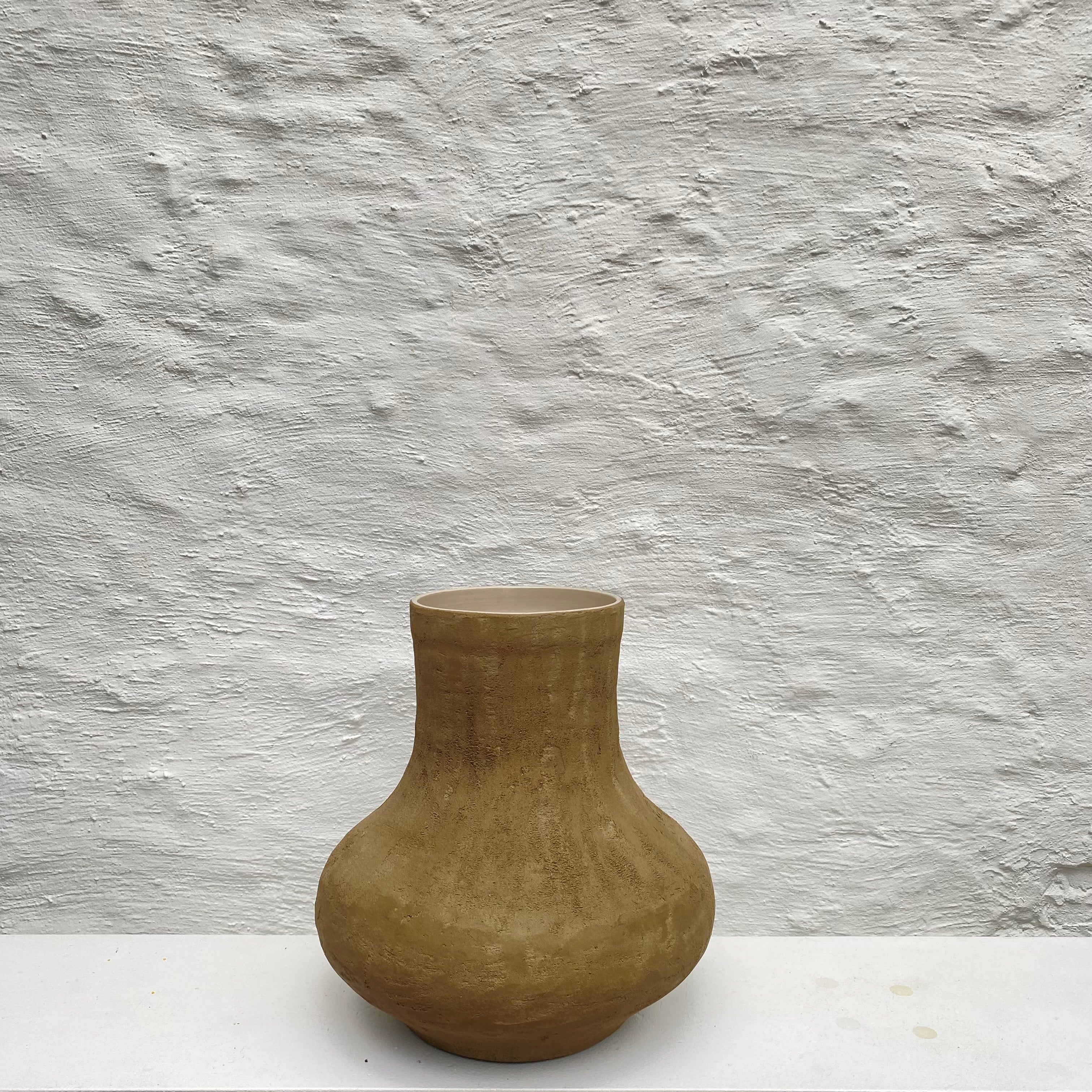Joterie - La Dame Une - Vaas BONHEUR  (Olive)