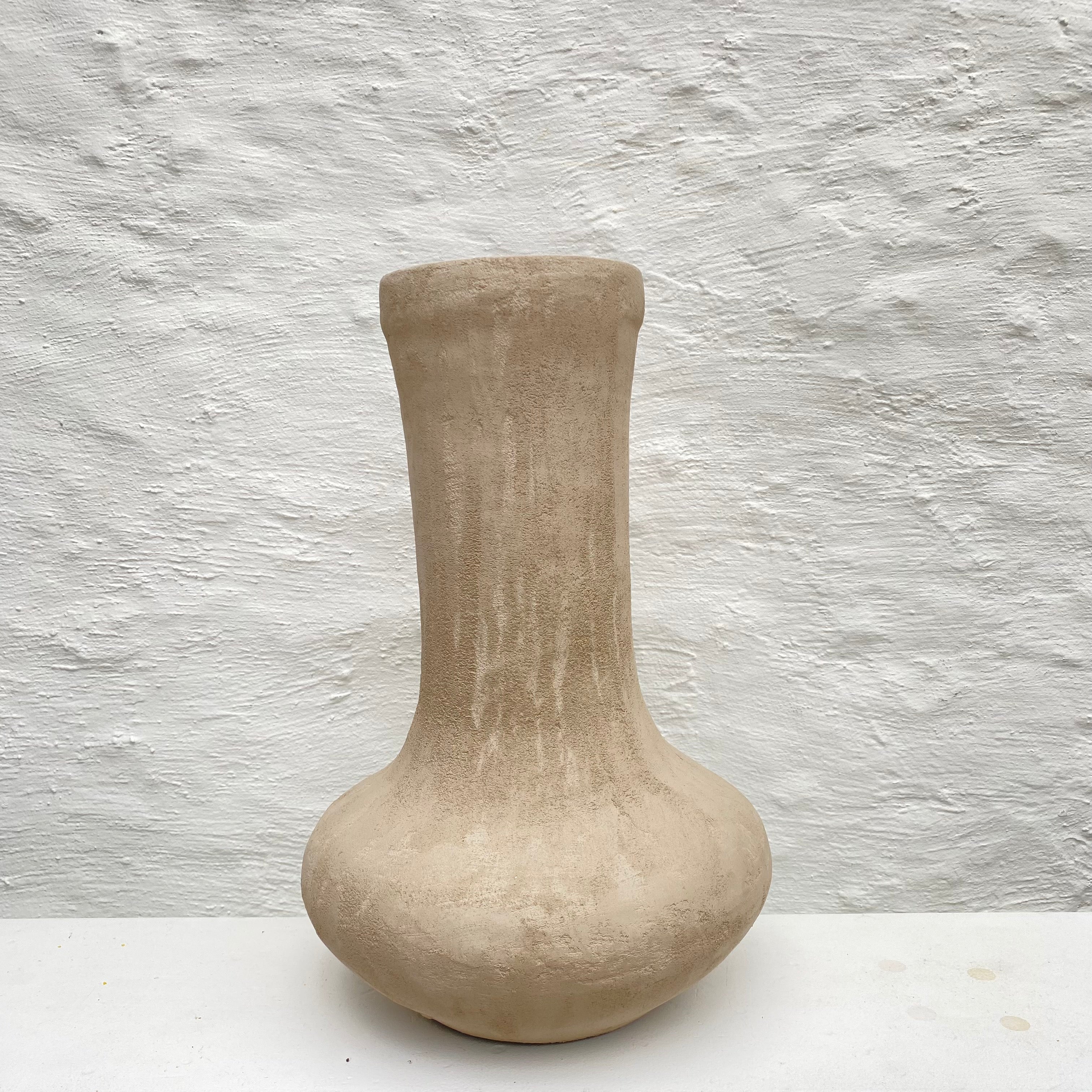 Joterie - La Dame Deux - Vase GOOD (Almond)