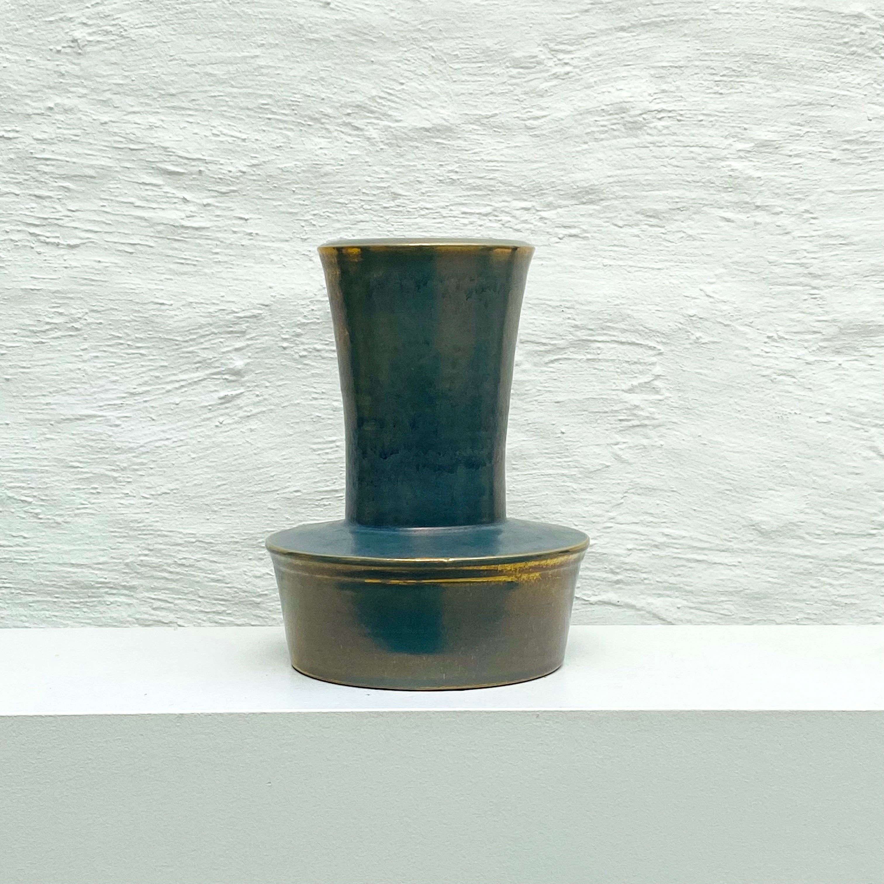 Mobach Ceramics vase KM203