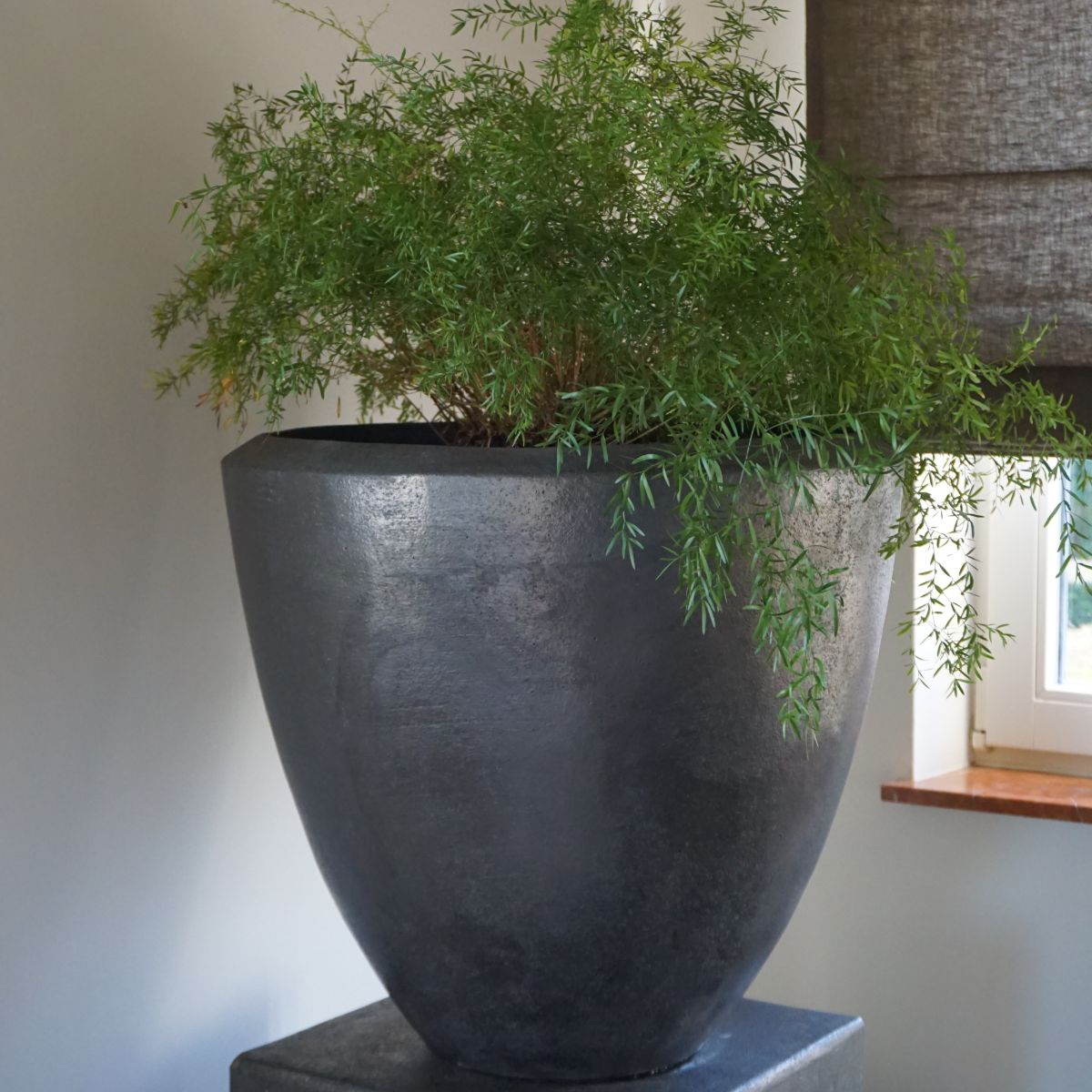 Terracotta d'Arte pot Thomas