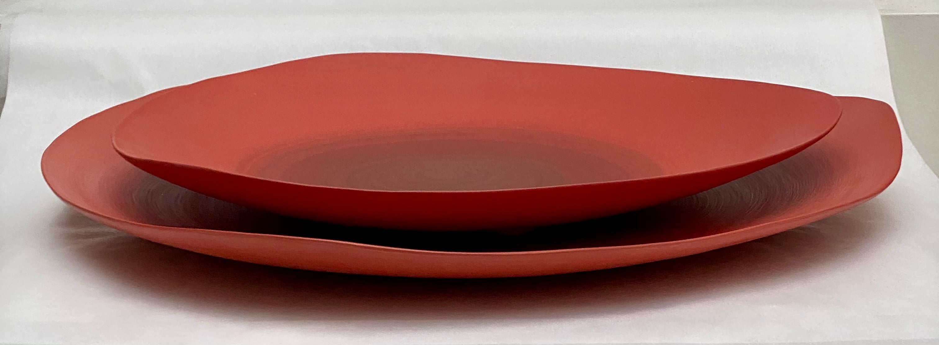 Rina Menardi keramiek Triangolo centrepiece Poppy